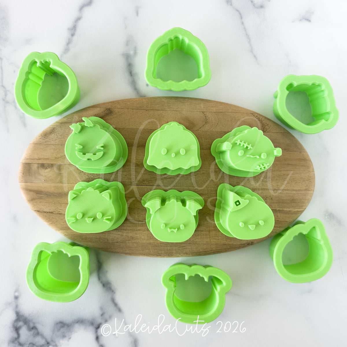 Spooky Dumplings Kaleida Popper Set of 6. Cake Pop Mold
