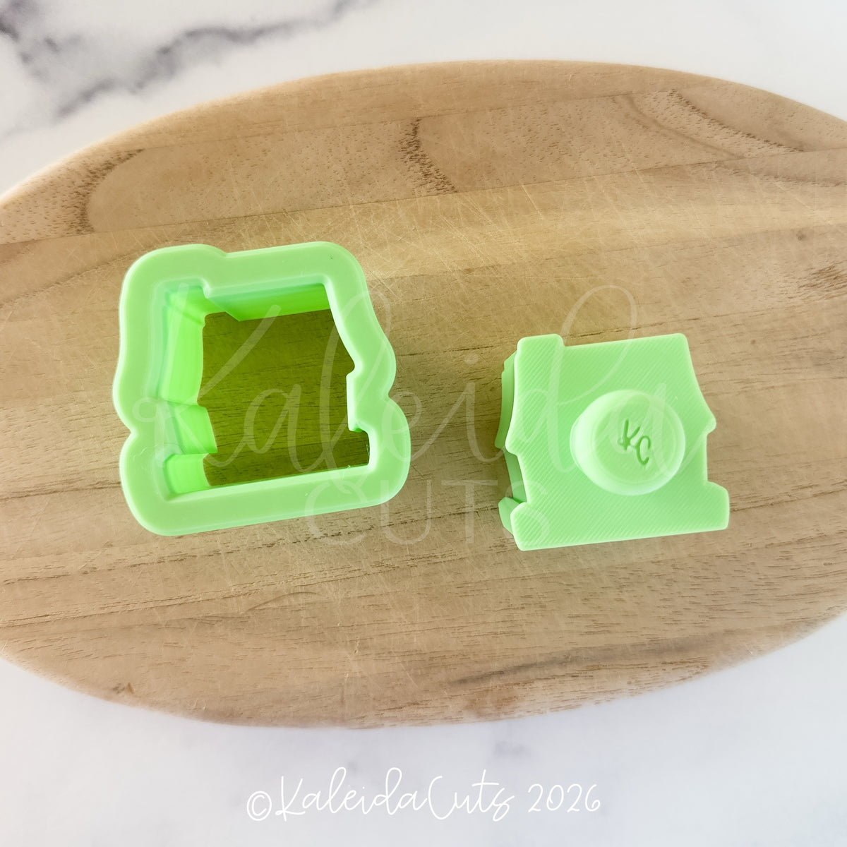 Home 1 Kaleida Popper. Cake Pop Mold