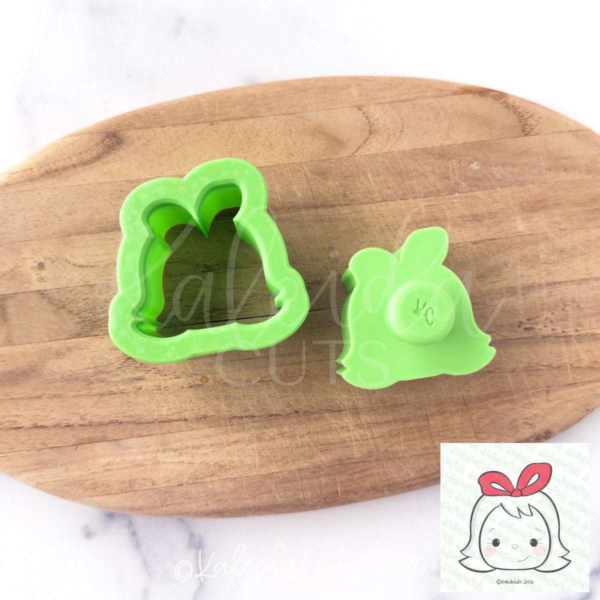 Grouch Green Cindy Kaleida Popper. Cake Pop Mold