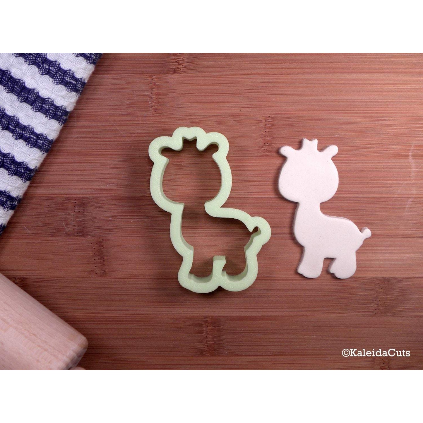 Baby Giraffe 2 Cookie Cutter
