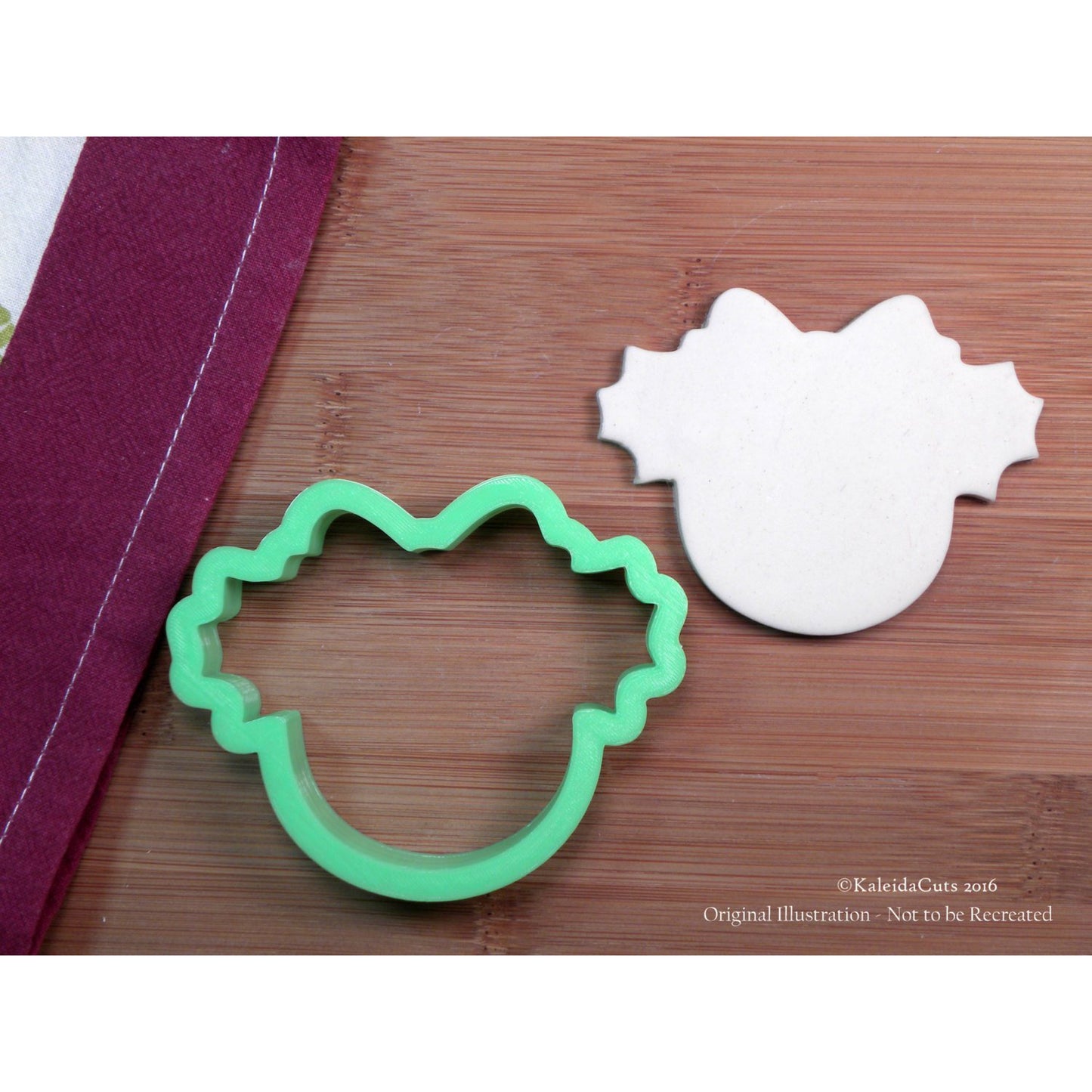 Holly Ornament Cookie Cutter