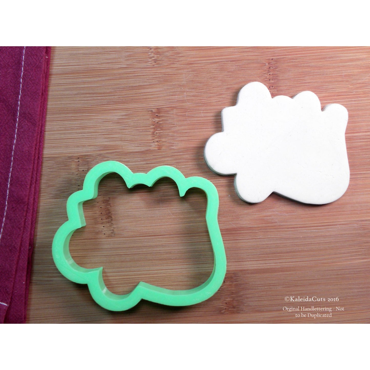 Holly Lettering Cookie Cutter