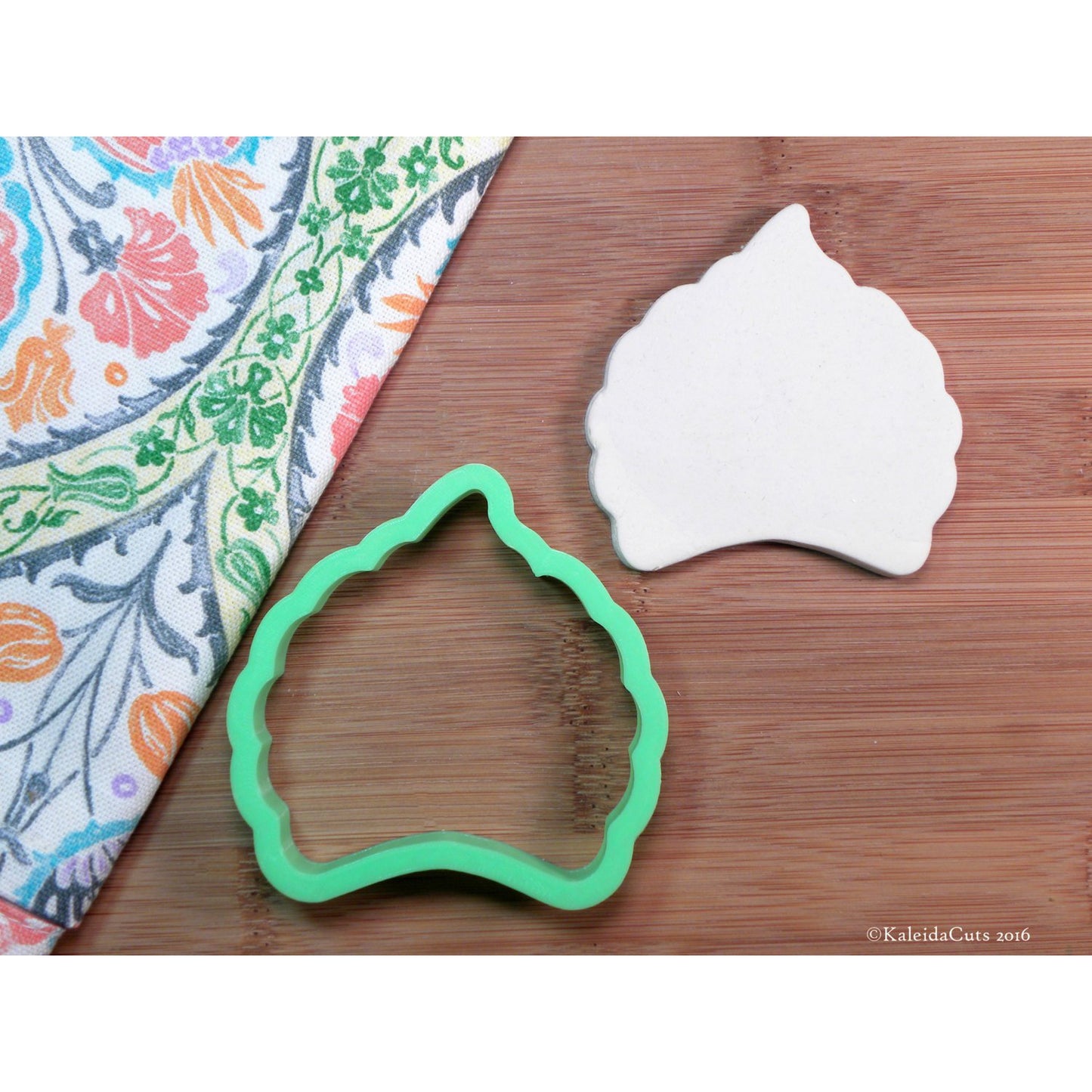 Sitting Turkey Cookie Cutter