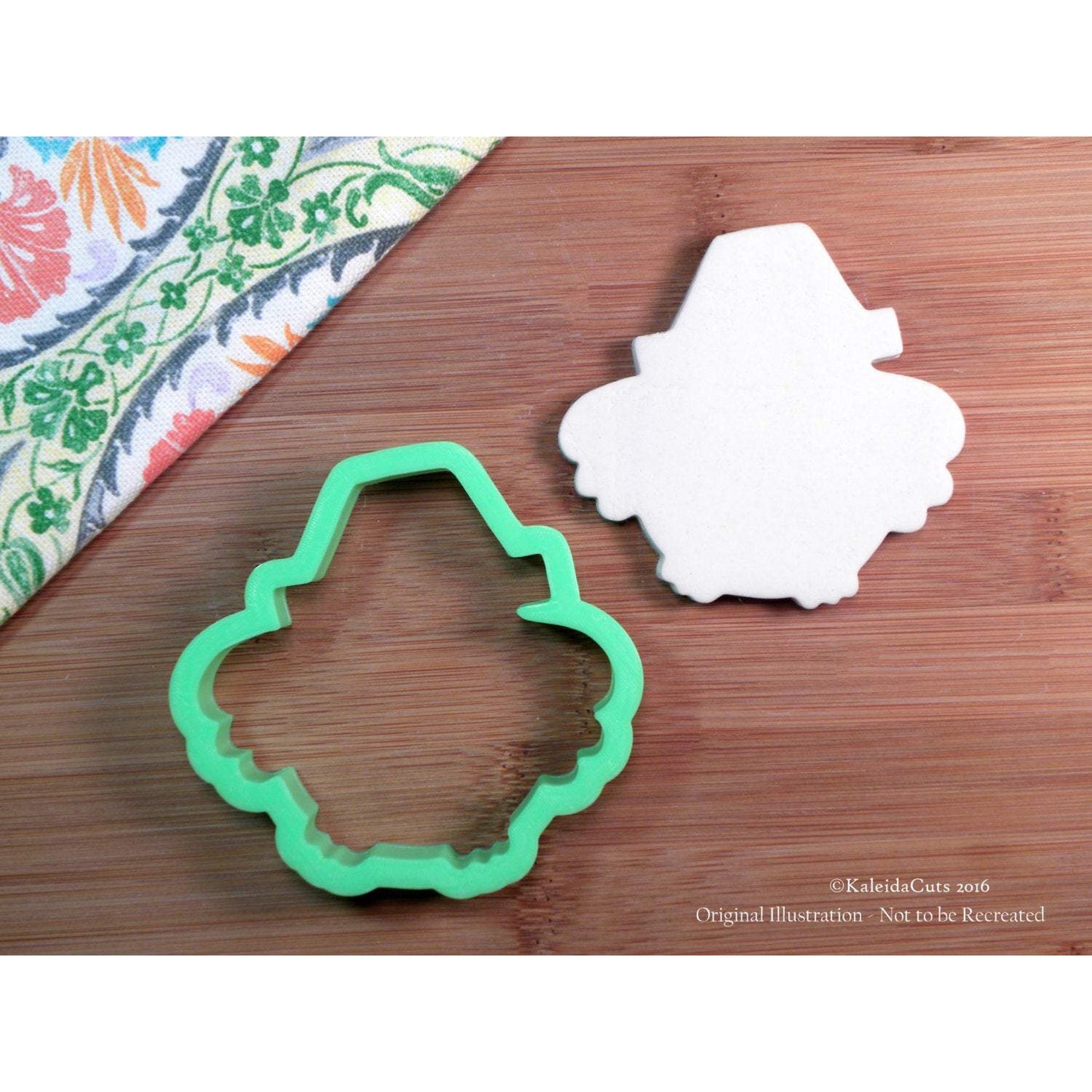 Pilgrim Owl Cookie Cutter