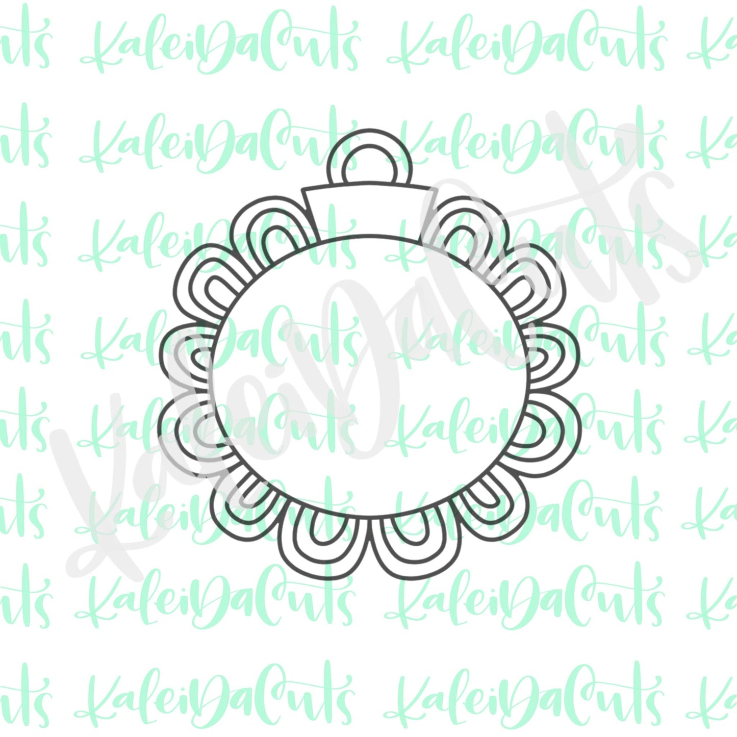 Funky Scallop Ornament Cookie Cutter