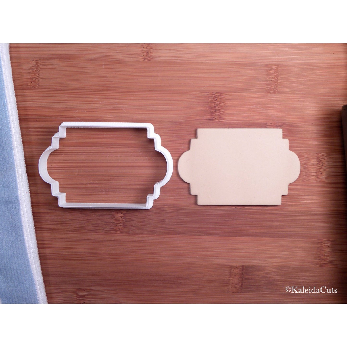 Vintage Plaque Cookie Cutter