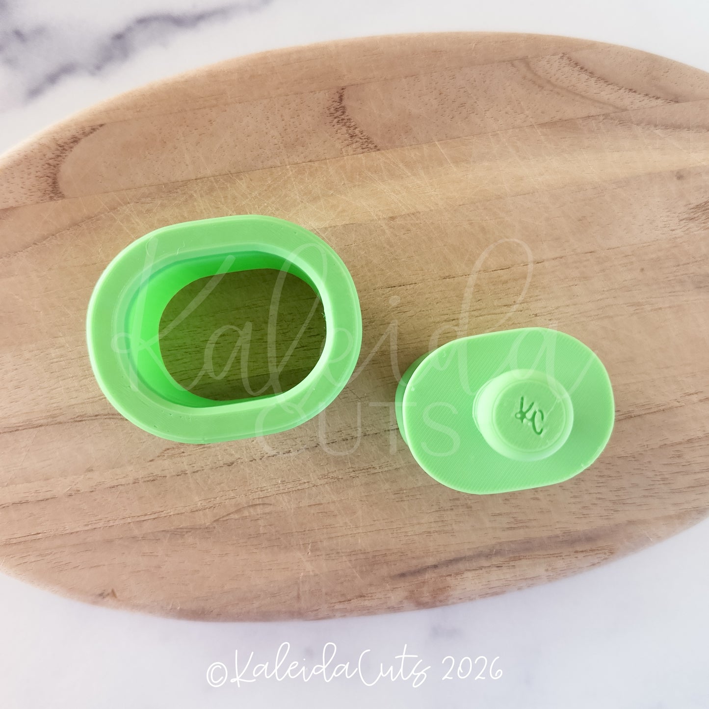 Jolene Plaque Kaleida Popper. Cake Pop Mold
