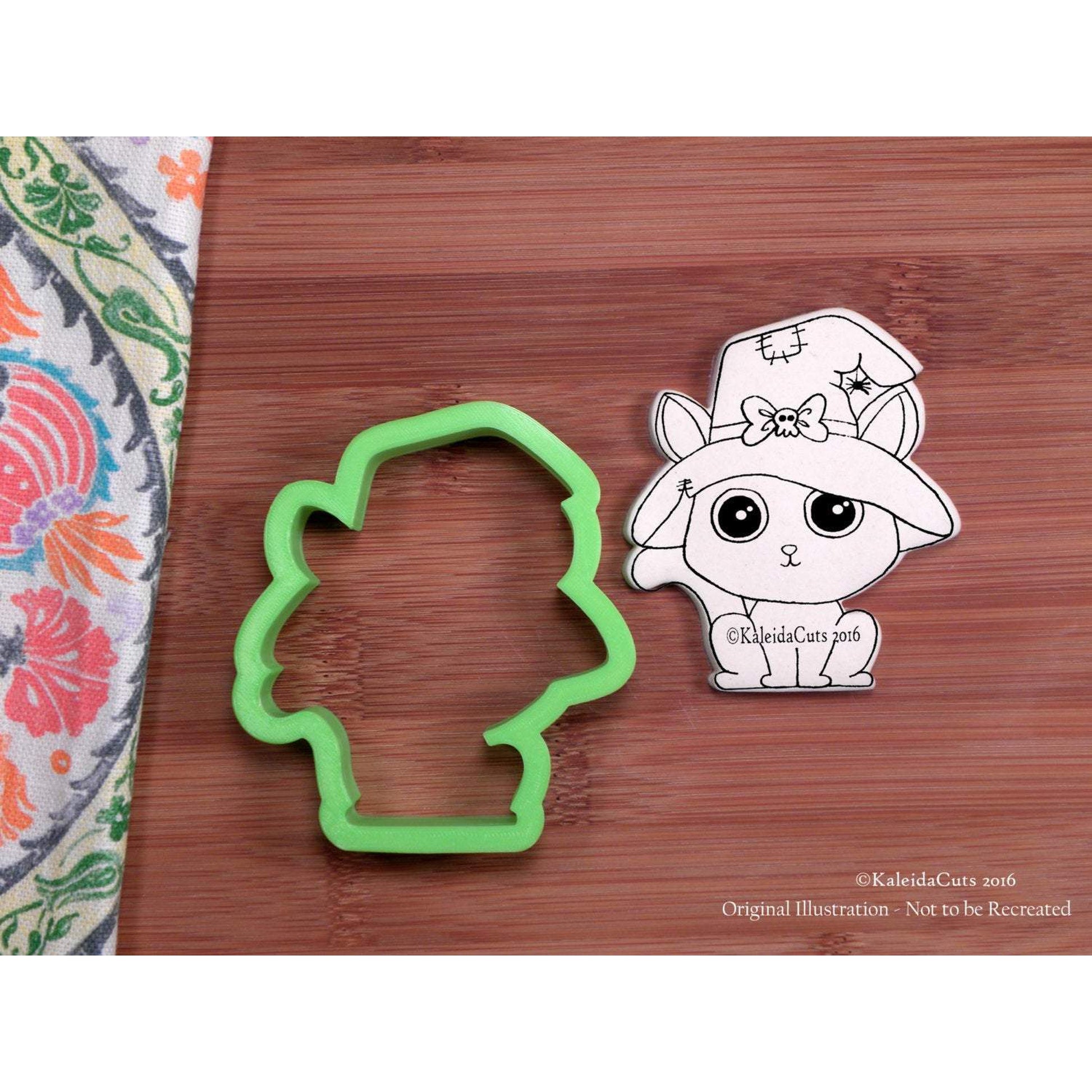 Witchy Kitty Cookie Cutter
