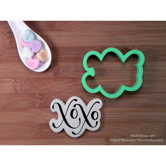 XoXo Hand Lettered Cookie Cutter