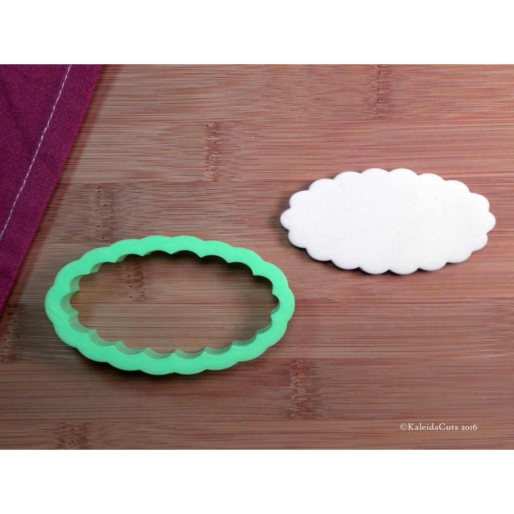Scalloped Oval Plaque Cookie Cutter