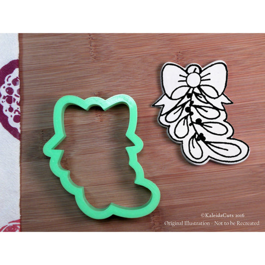 Mistletoe Cookie Cutter