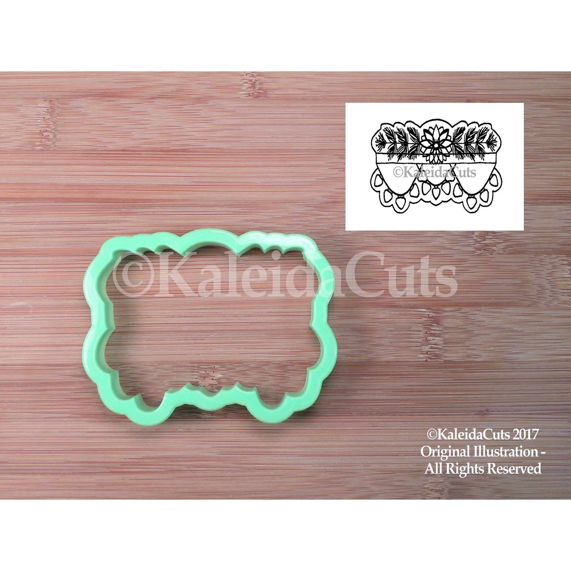 Mantle with LIghts Cookie Cutter