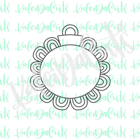 Funky Scallop Ornament Cookie Cutter