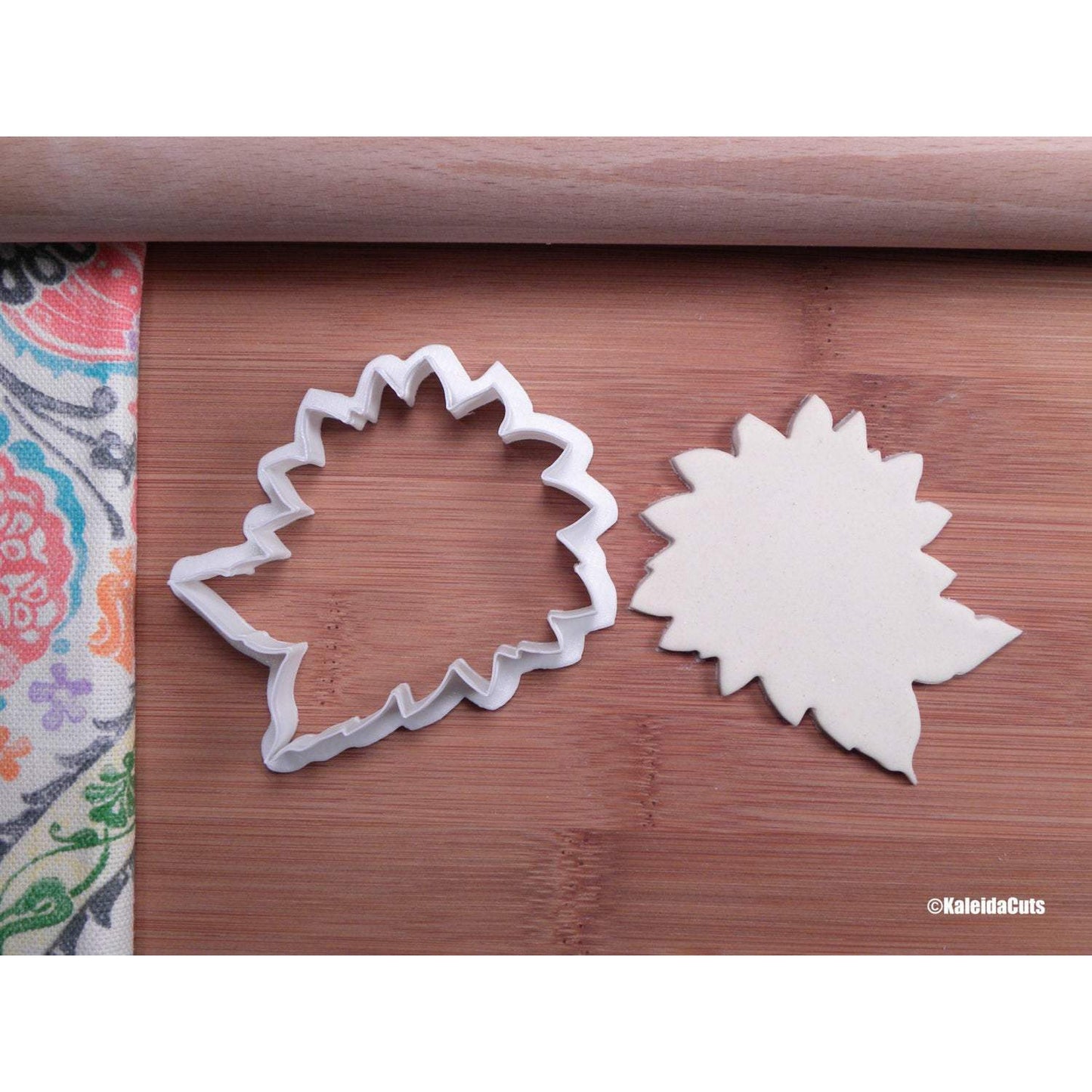 Sunflower (with leaves) Cookie Cutter