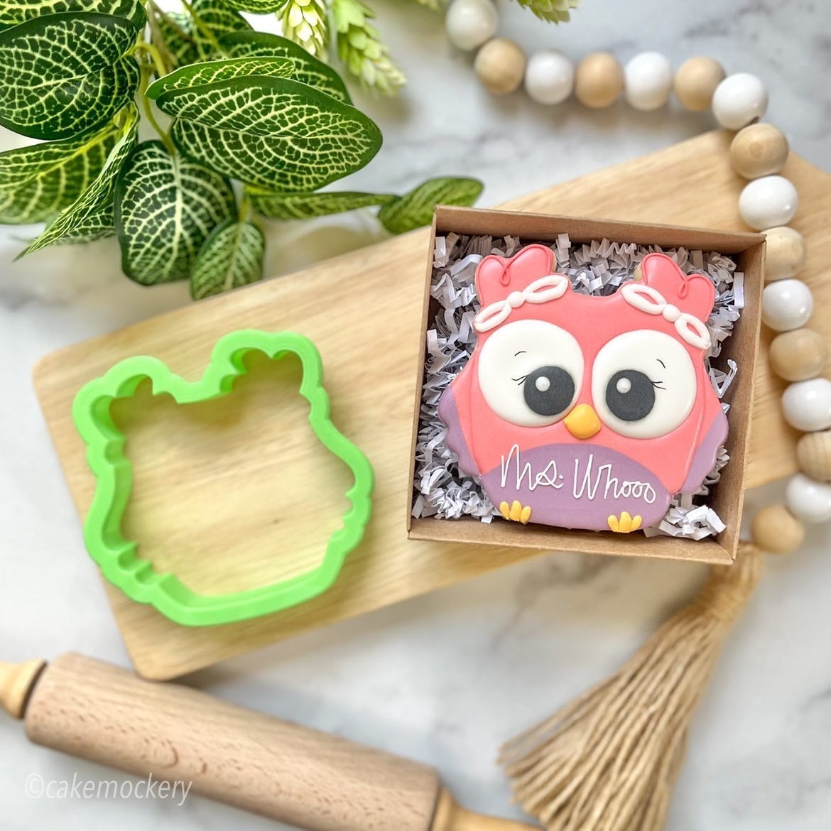 Chubby Owl with Bow Cookie Cutter